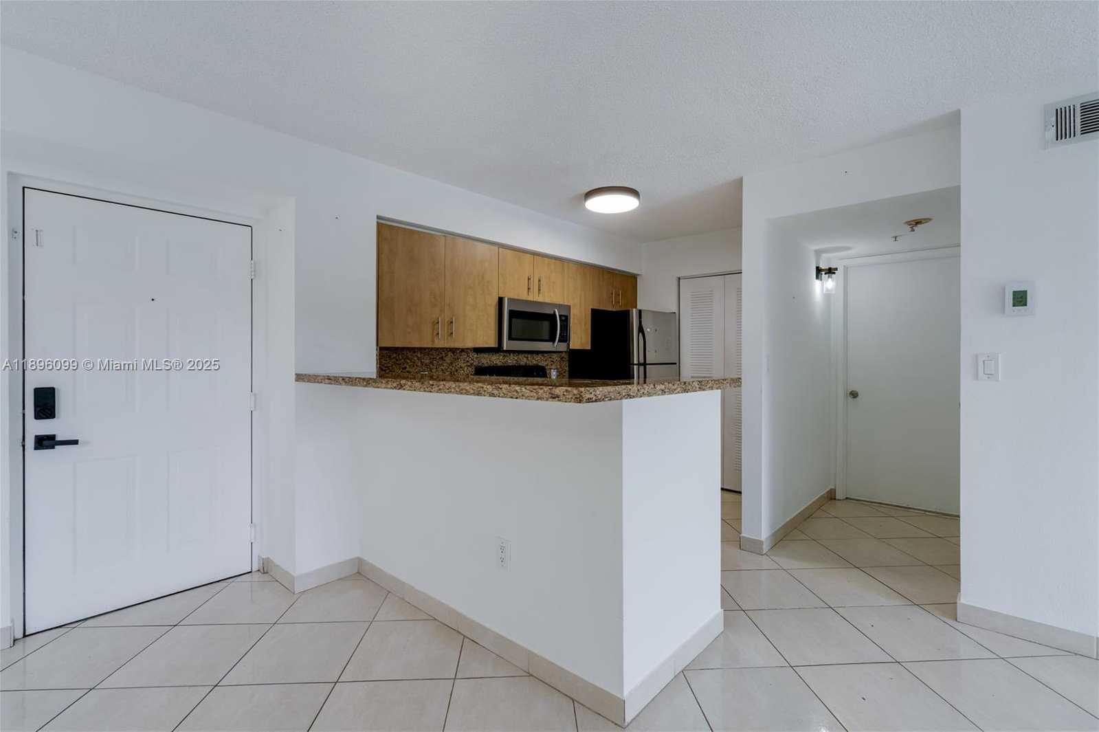 Small Image of 4350 NORTH WEST 107TH AVE #204, Doral Number 6