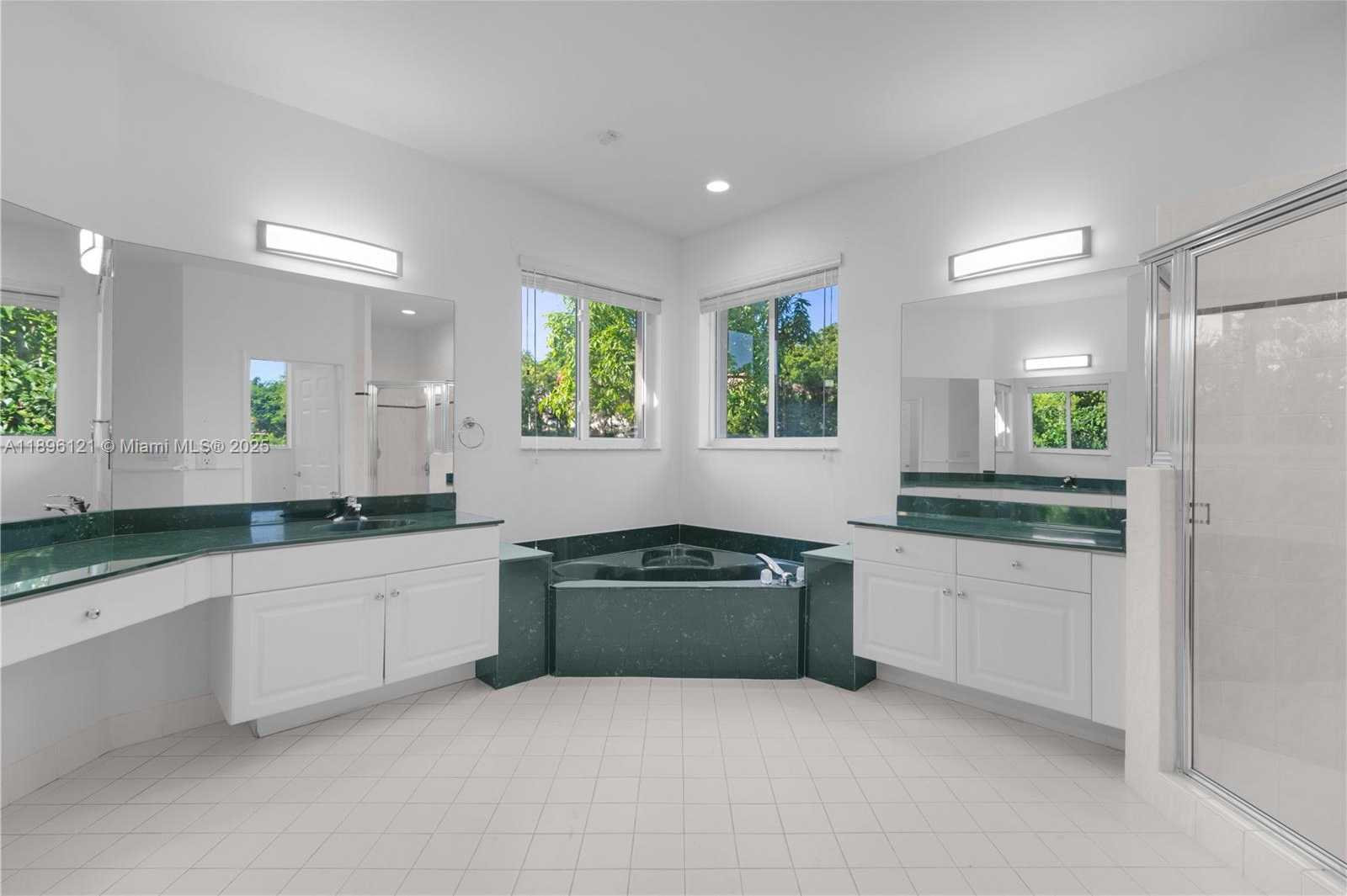 Small Image of 8464 SOUTH WEST 138TH ST, Palmetto Bay Number 24