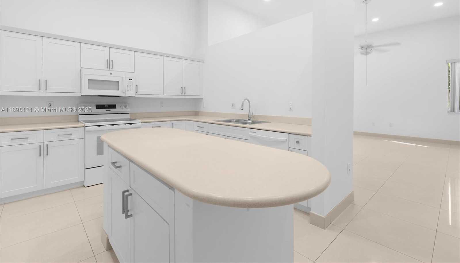 Small Image of 8464 SOUTH WEST 138TH ST, Palmetto Bay Number 29