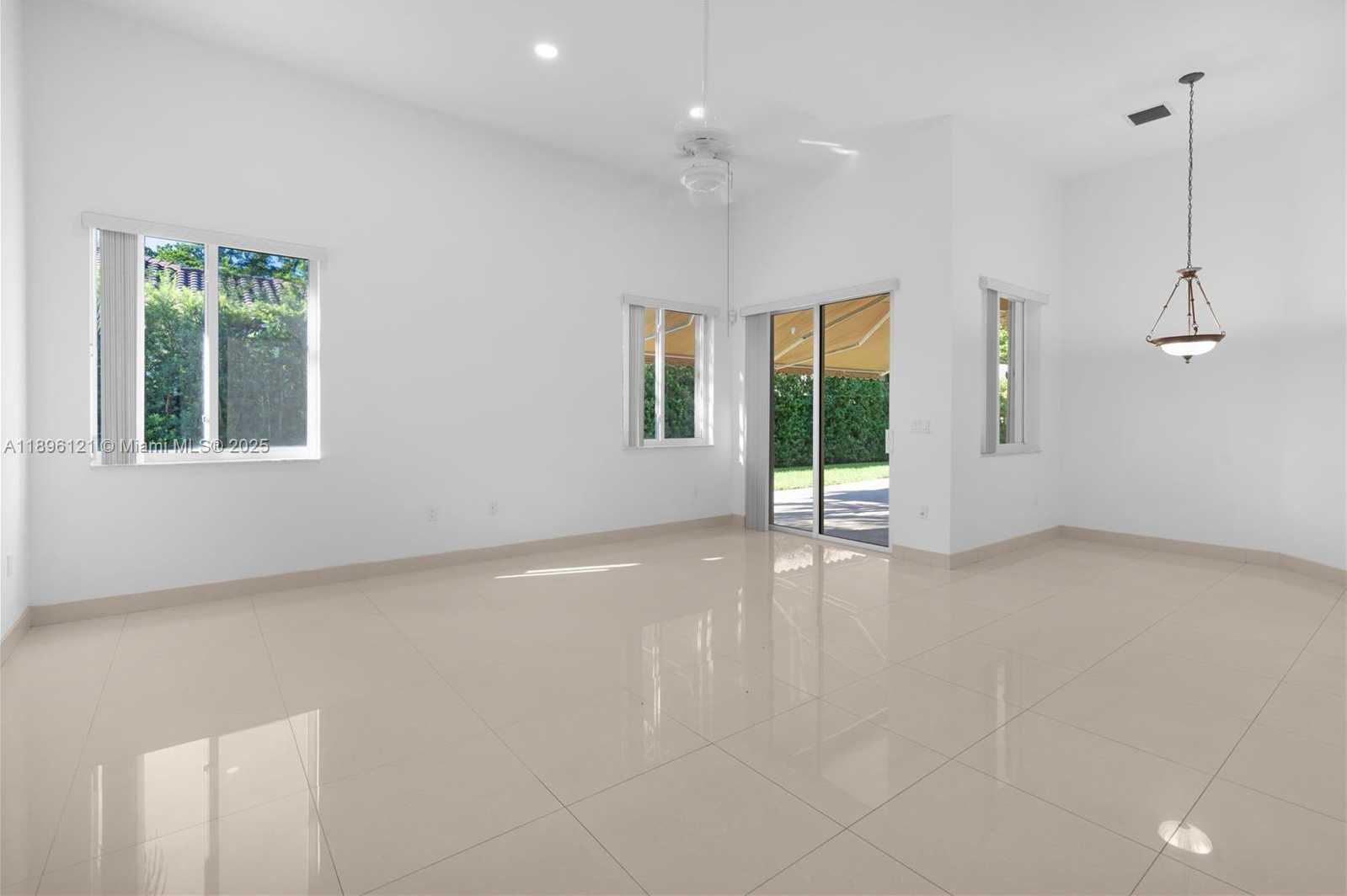 Small Image of 8464 SOUTH WEST 138TH ST, Palmetto Bay Number 38