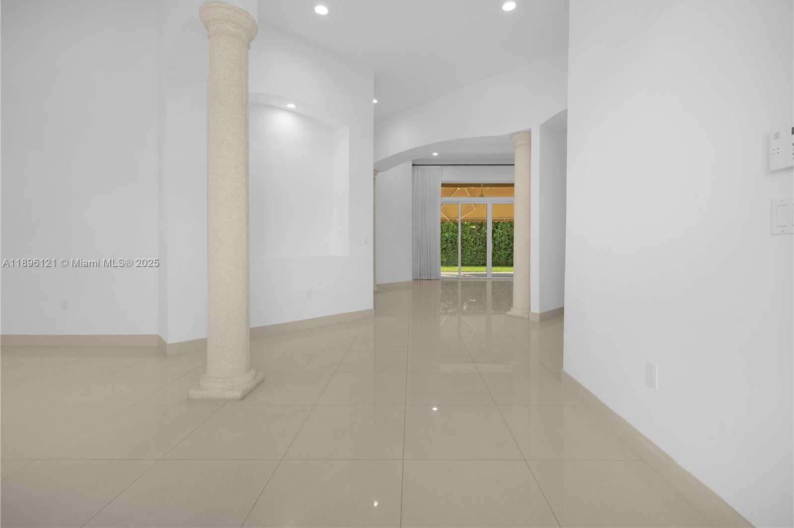 Small Image of 8464 SOUTH WEST 138TH ST, Palmetto Bay Number 5