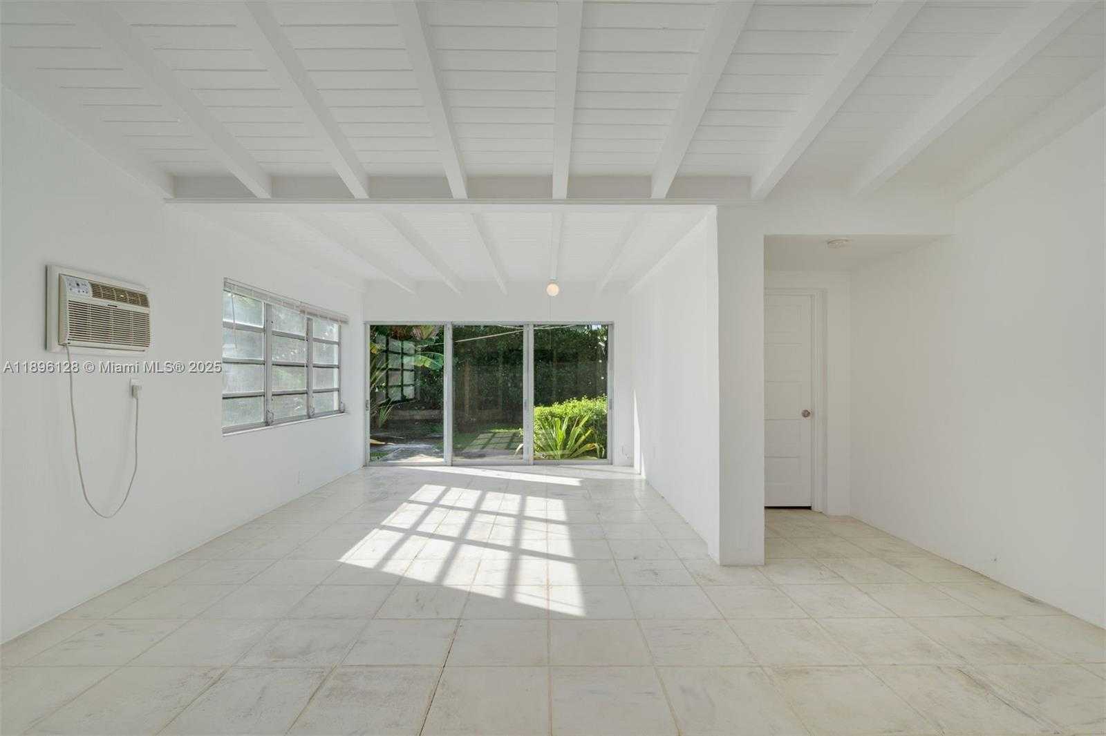 Small Image of 520 WEST 51ST TER, Miami Beach Number 15