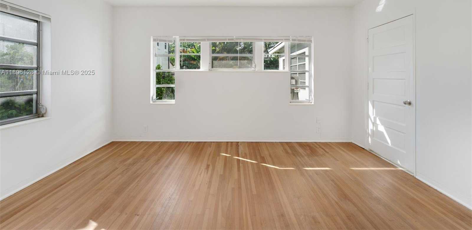 Small Image of 520 WEST 51ST TER, Miami Beach Number 20