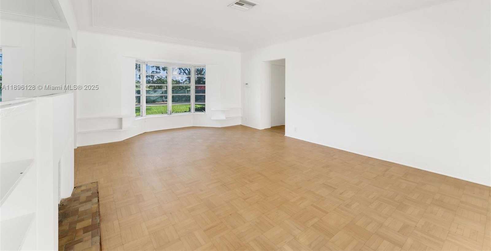 Small Image of 520 WEST 51ST TER, Miami Beach Number 7