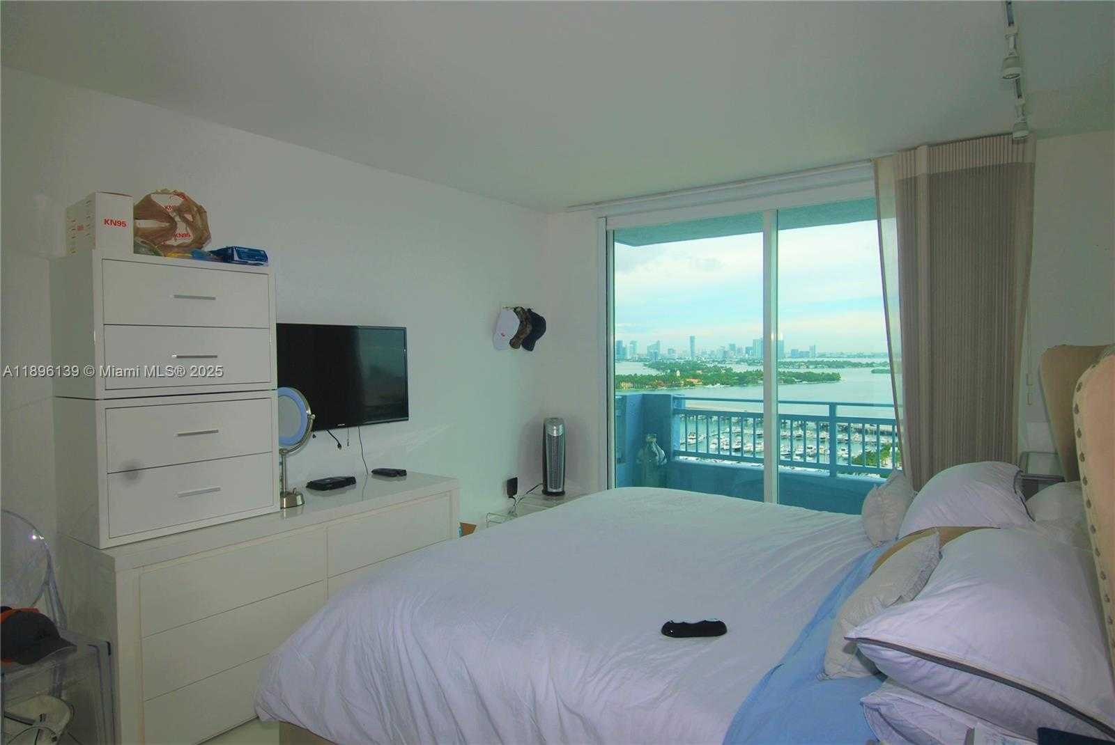 Small Image of 90 ALTON RD #2611, Miami Beach Number 4