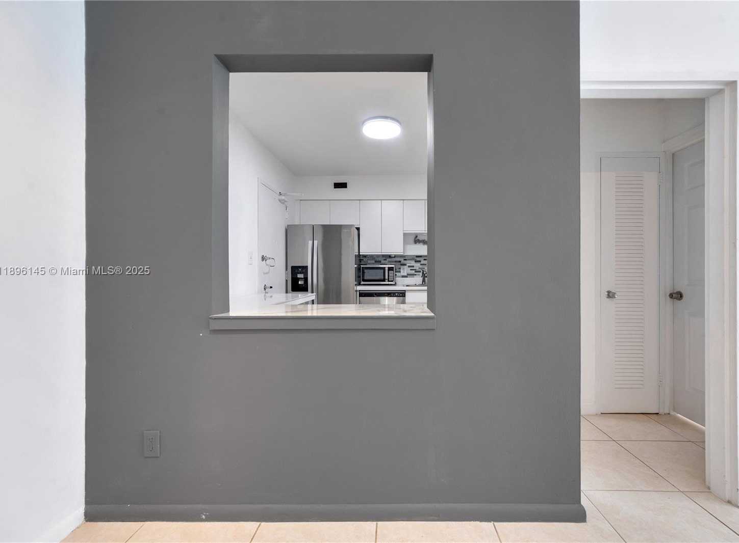 Small Image of 5151 COLLINS AVE #925, Miami Beach Number 9