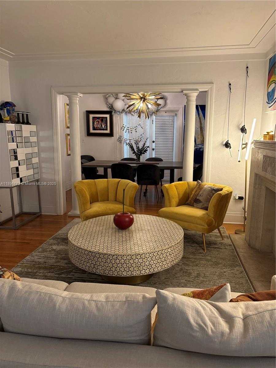 Small Image of 1710 SEGOVIA ST, Coral Gables Number 8