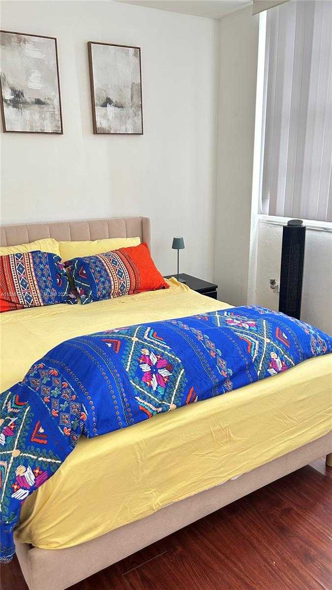 Small Image of 825 SOUTH EAST BRICKELL BAY DR #443, Miami Number 22