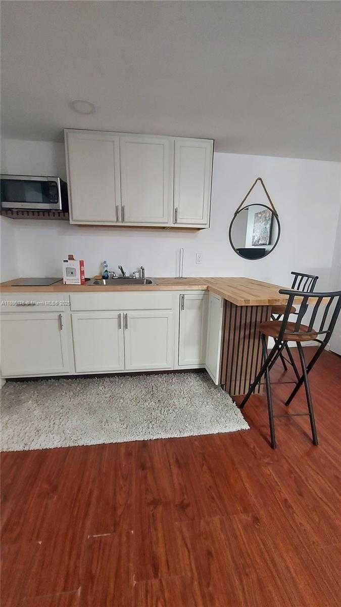 Small Image of 825 SOUTH EAST BRICKELL BAY DR #443, Miami Number 7