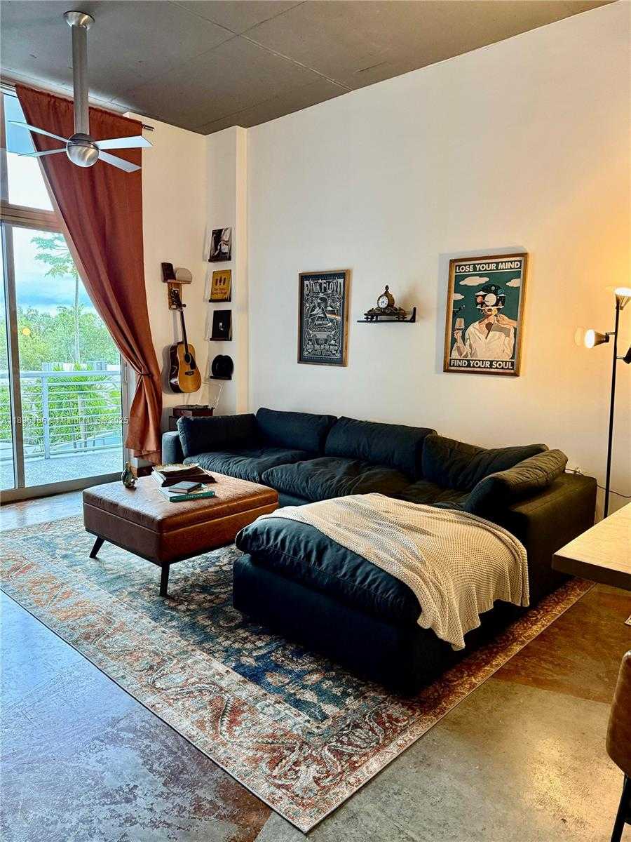 Small Image of 2001 MERIDIAN AVE #417, Miami Beach Number 14