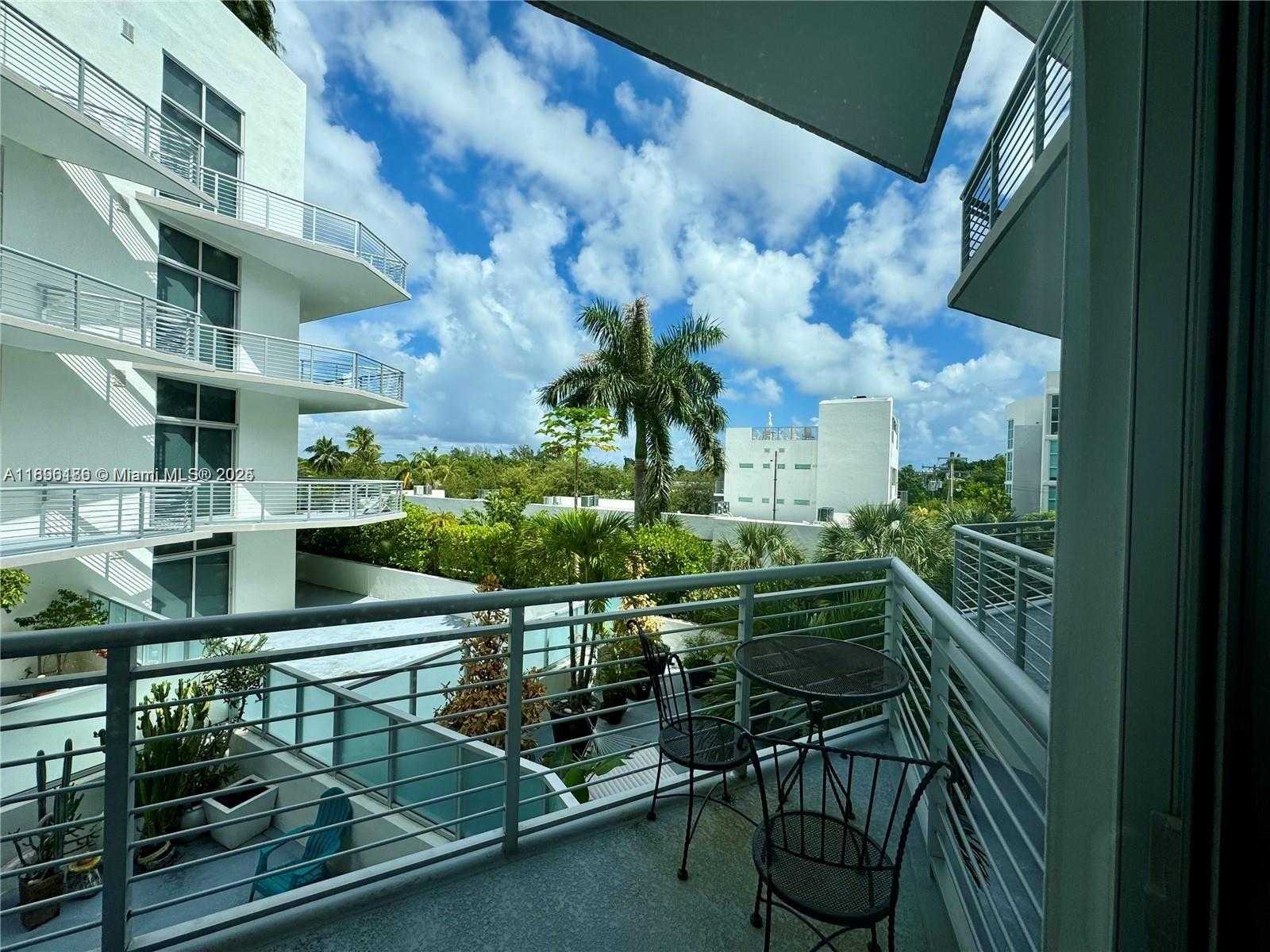 Small Image of 2001 MERIDIAN AVE #417, Miami Beach Number 5