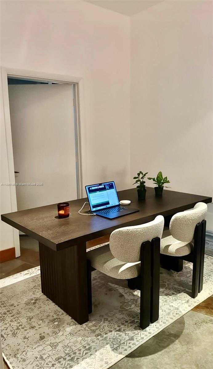 Small Image of 2001 MERIDIAN AVE #417, Miami Beach Number 7
