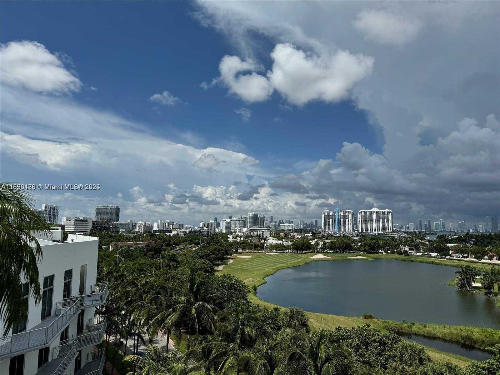 Small Image of 2001 MERIDIAN AVE #417, Miami Beach Number 8