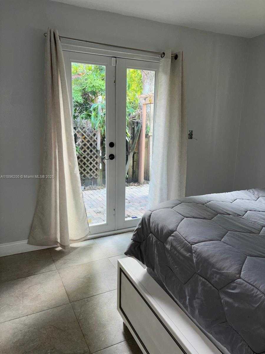 Small Image of 690 NORTH WEST 68TH AVE, Plantation Number 21