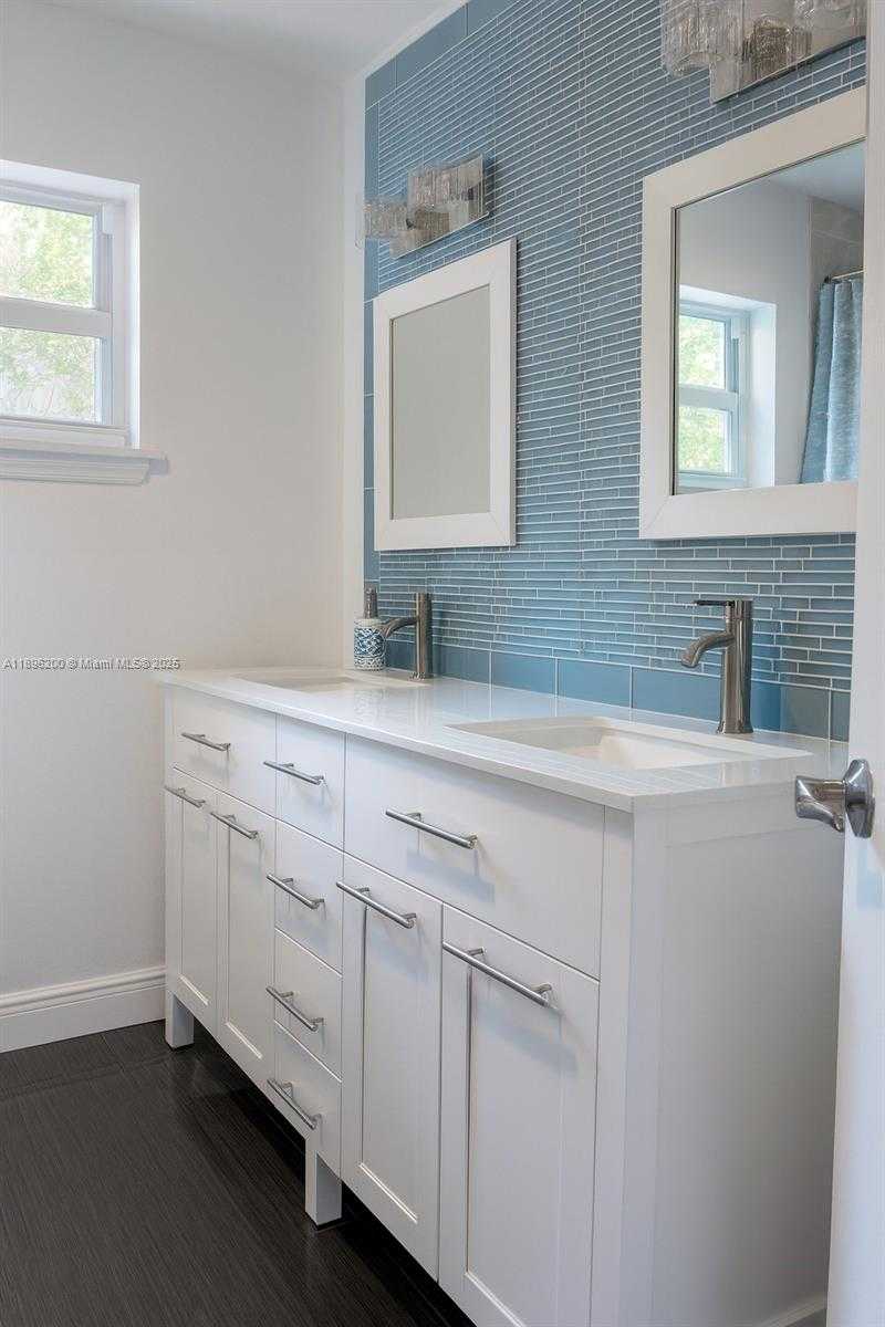 Small Image of 690 NORTH WEST 68TH AVE, Plantation Number 27