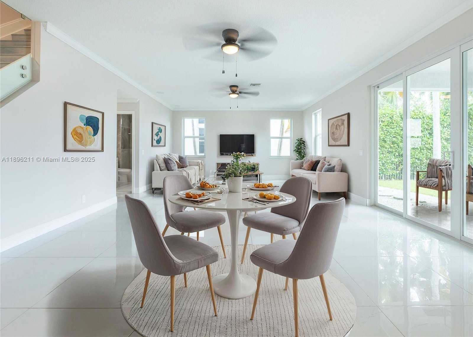 Small Image of 2538 HUNTERS RUN WAY #2538, Weston Number 10