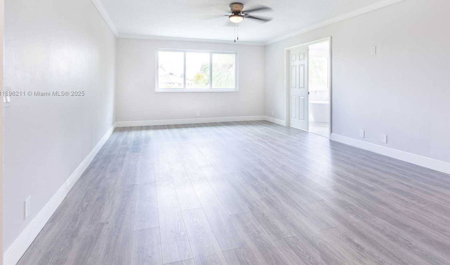 Small Image of 2538 HUNTERS RUN WAY #2538, Weston Number 34