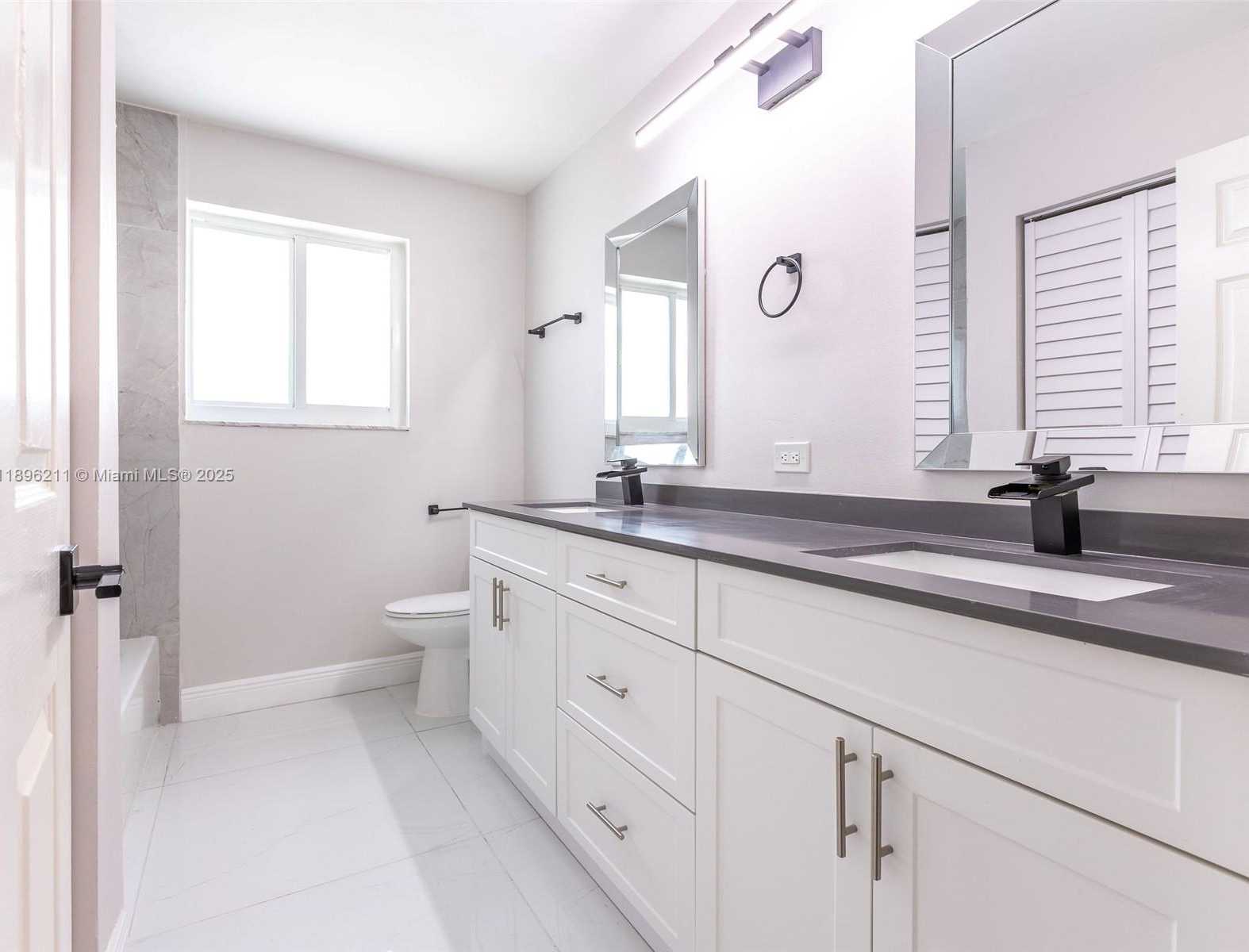 Small Image of 2538 HUNTERS RUN WAY #2538, Weston Number 57