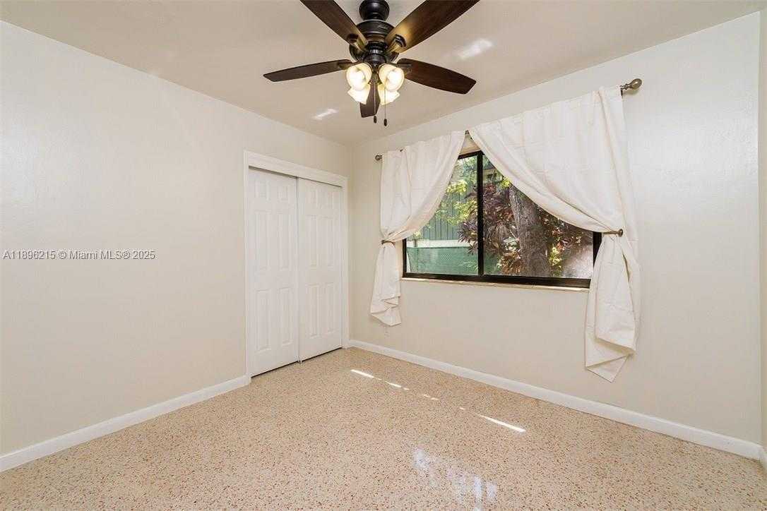 Small Image of 7830 SOUTH WEST 99TH ST, Miami Number 11