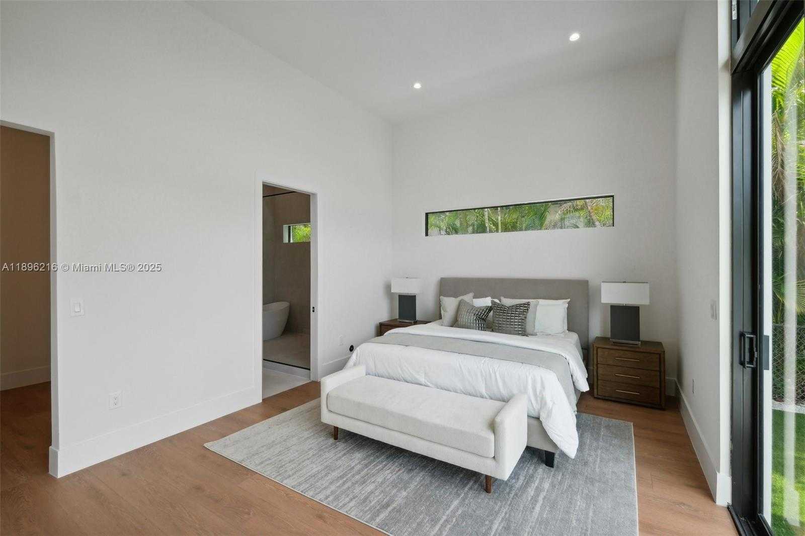 Small Image of 510 NORTH WEST 50TH ST, Miami Number 10