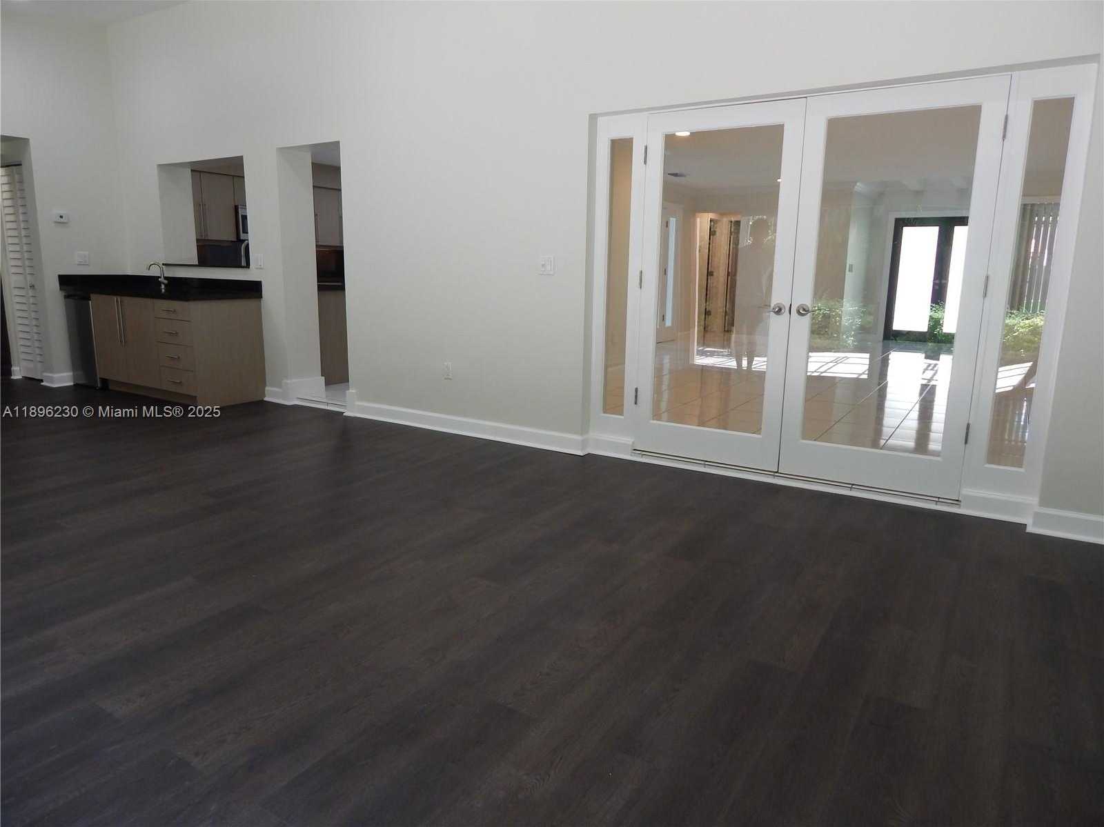 Small Image of 11530 SOUTH WEST 92ND ST, Miami Number 22