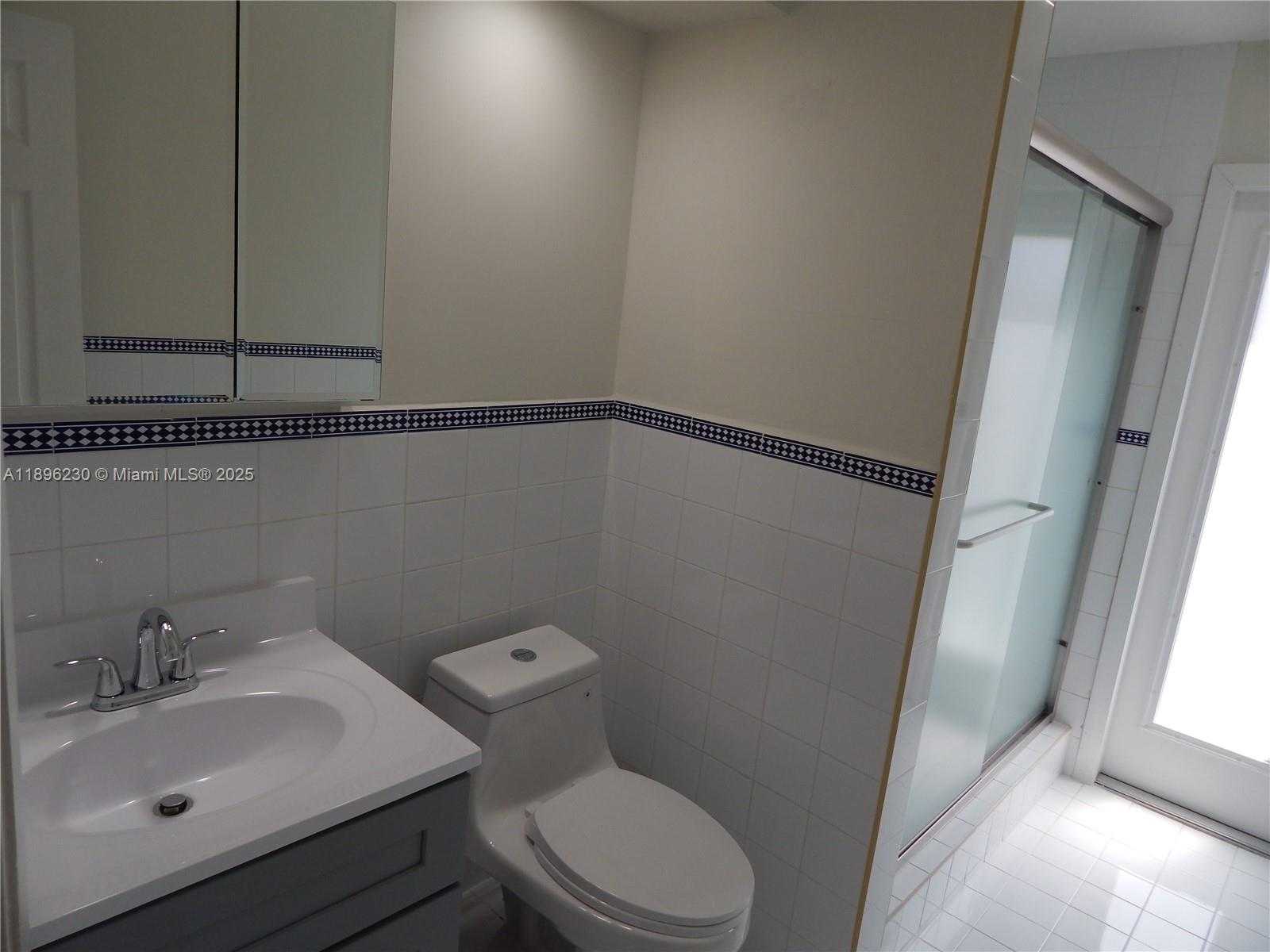 Small Image of 11530 SOUTH WEST 92ND ST, Miami Number 46