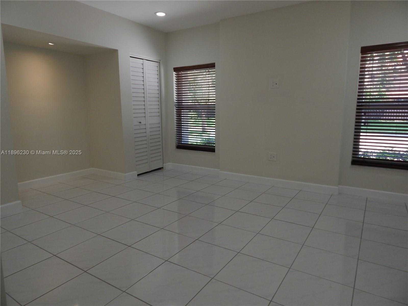 Small Image of 11530 SOUTH WEST 92ND ST, Miami Number 54