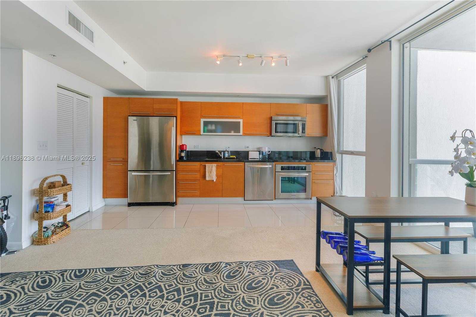 Small Image of 244 BISCAYNE BLVD #3205, Miami Number 2