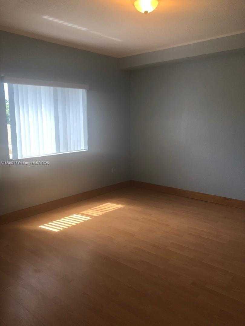 Small Image of 816 NORTH WEST 11TH ST #309, Miami Number 7