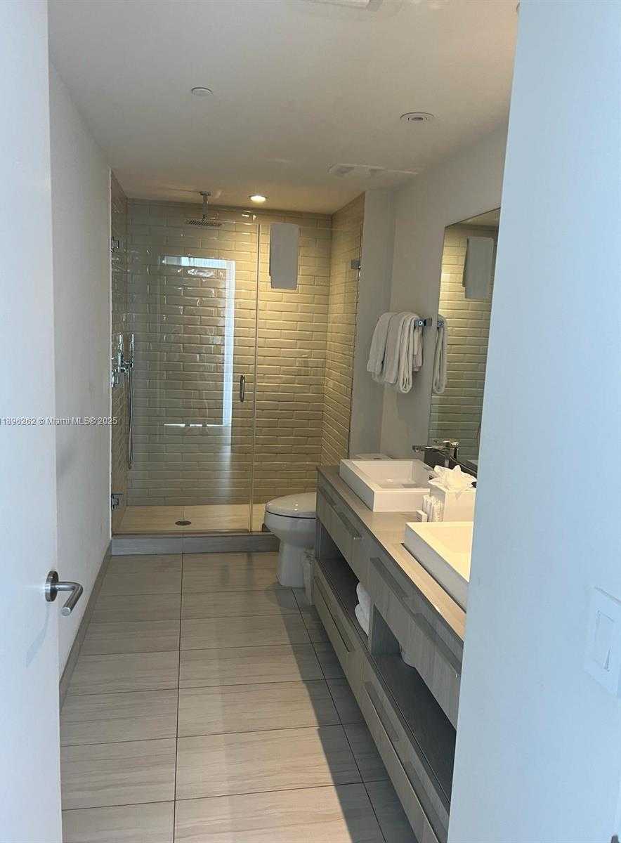 Small Image of 4010 SOUTH OCEAN DR #R2004, Hollywood Number 13