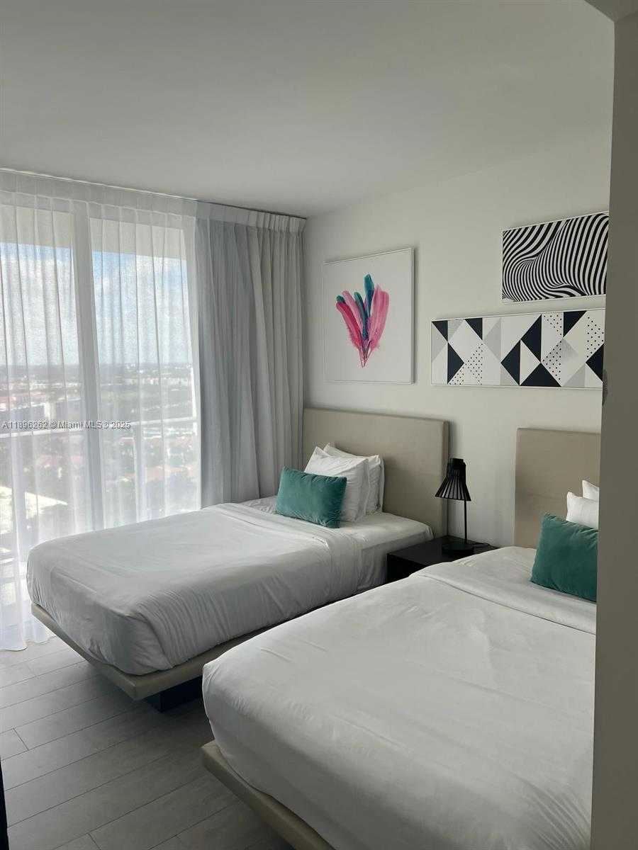 Small Image of 4010 SOUTH OCEAN DR #R2004, Hollywood Number 5