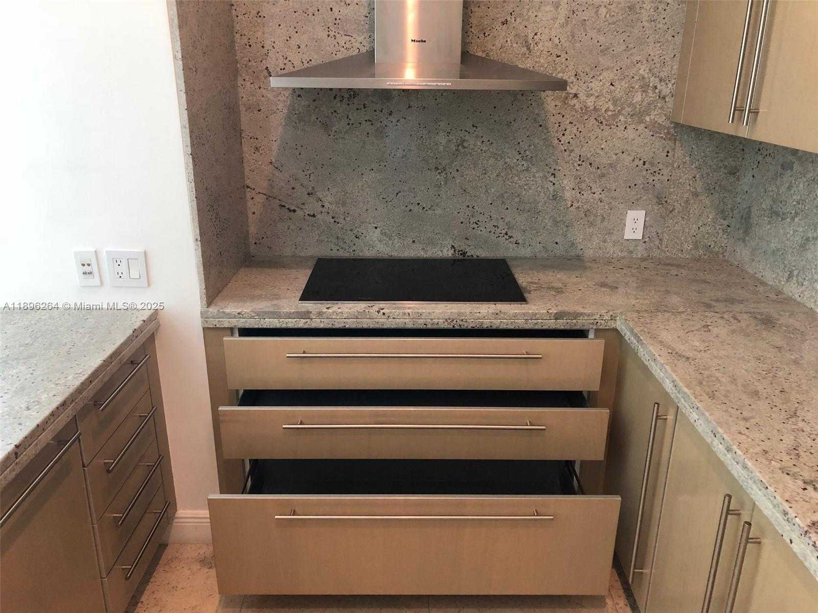 Small Image of 900 BRICKELL KEY BLVD #2205, Miami Number 11