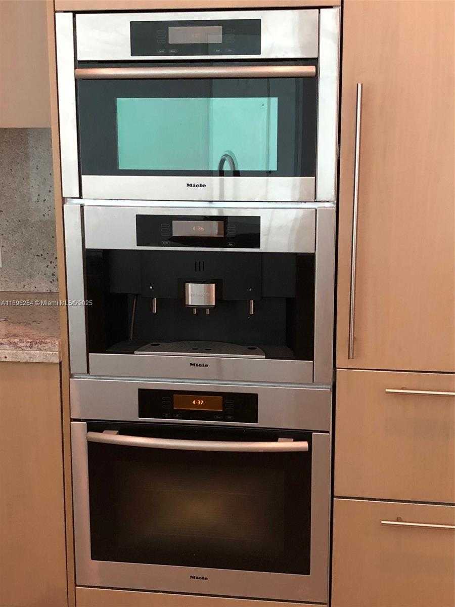 Small Image of 900 BRICKELL KEY BLVD #2205, Miami Number 13