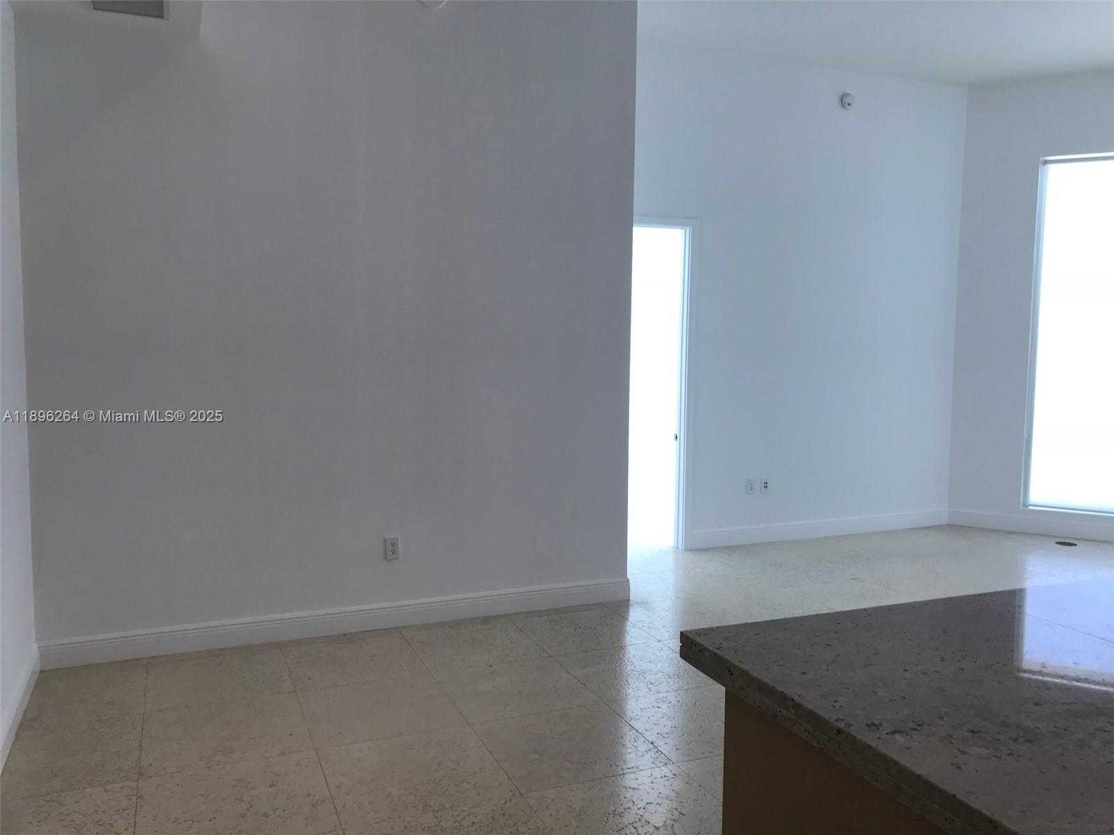 Small Image of 900 BRICKELL KEY BLVD #2205, Miami Number 18
