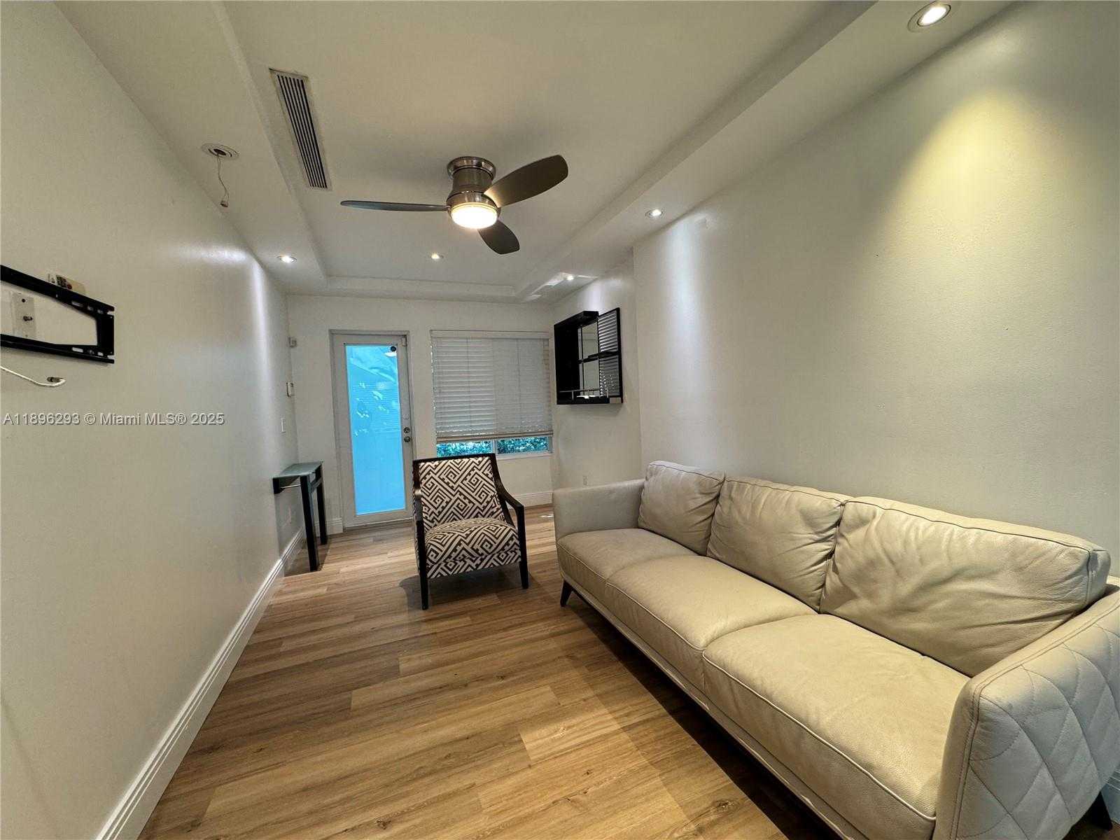 Small Image of 645 LENOX AVE #5, Miami Beach Number 7