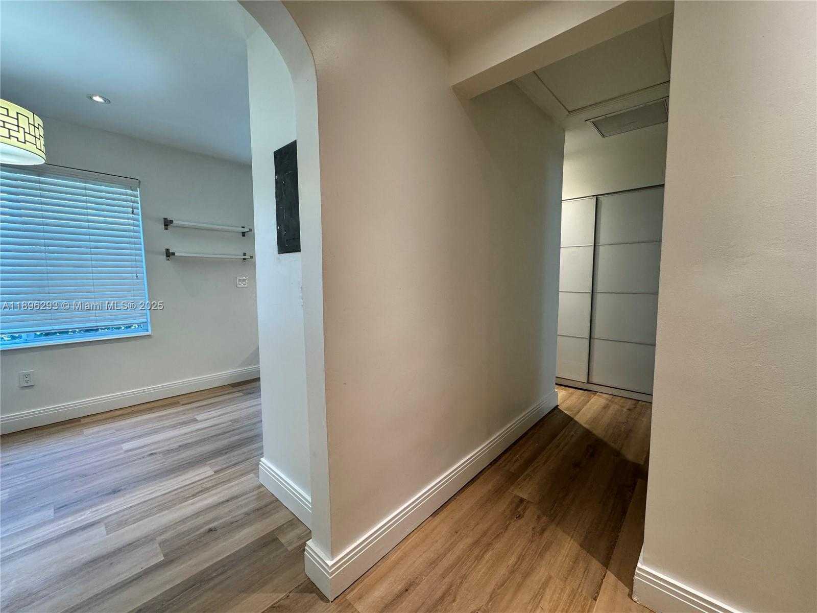 Small Image of 645 LENOX AVE #5, Miami Beach Number 8