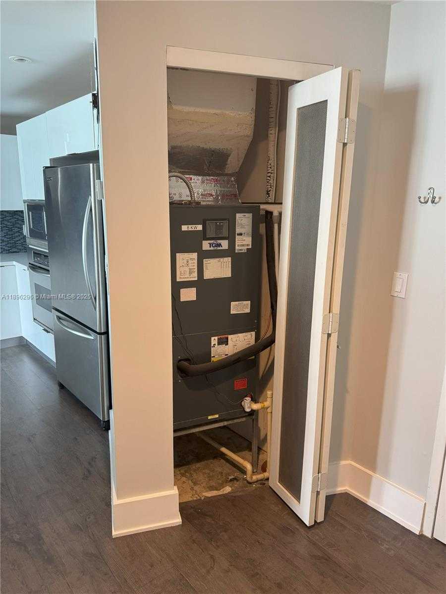 Small Image of 5970 INDIAN CREEK DR #PH-3, Miami Beach Number 26