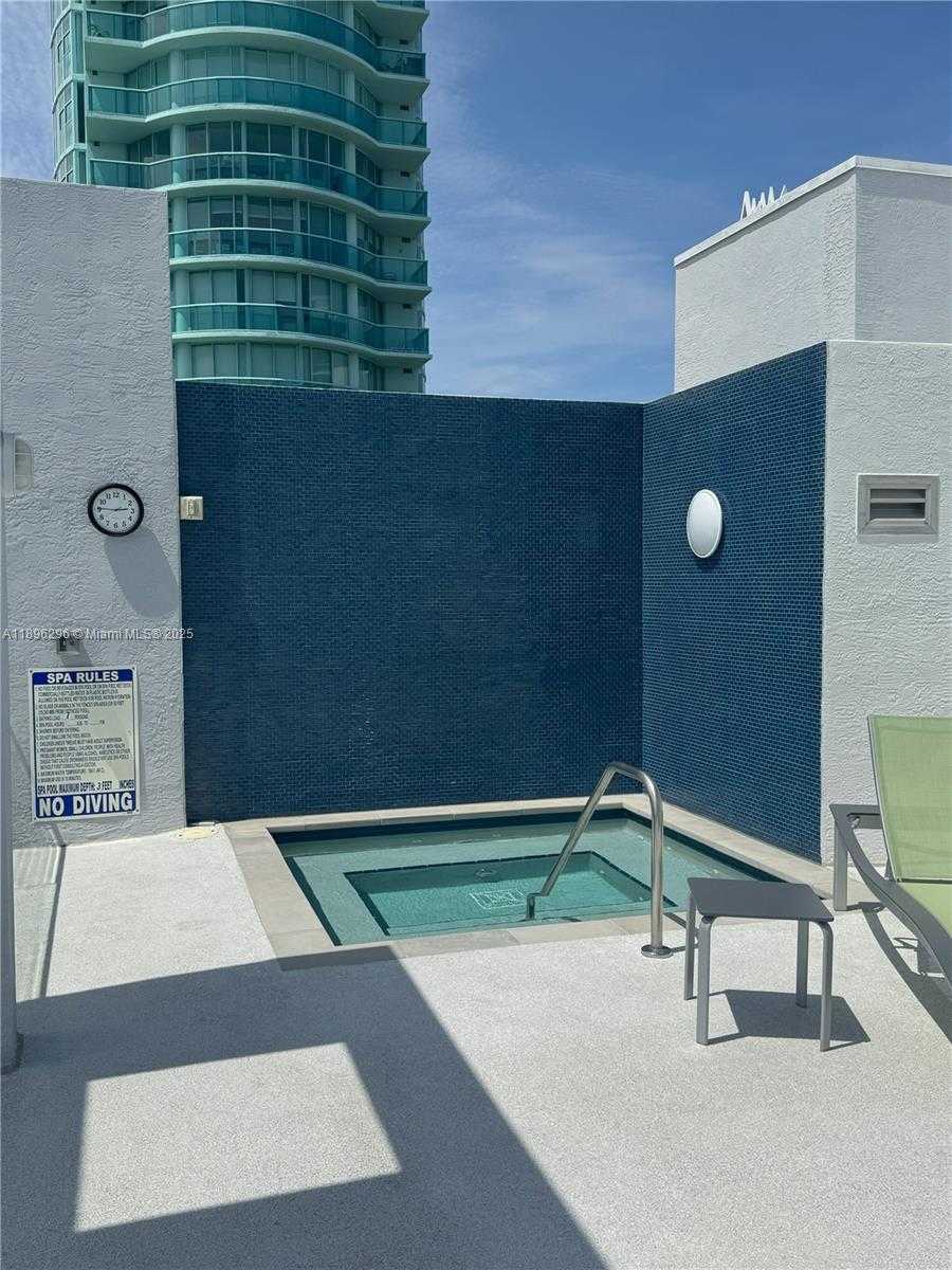 Small Image of 5970 INDIAN CREEK DR #PH-3, Miami Beach Number 32