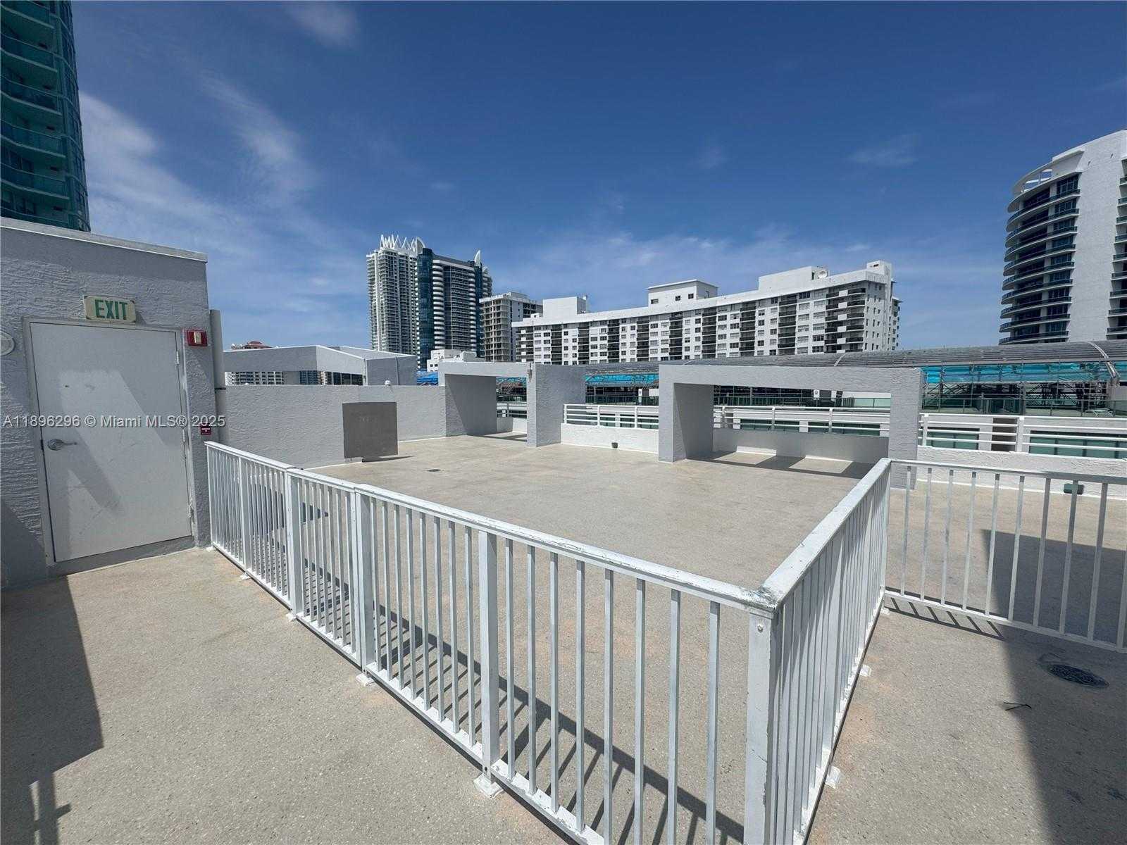 Small Image of 5970 INDIAN CREEK DR #PH-3, Miami Beach Number 33