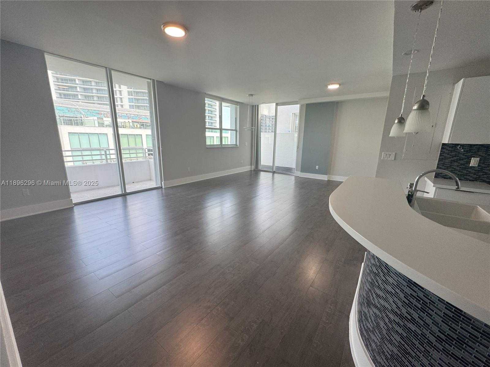 Small Image of 5970 INDIAN CREEK DR #PH-3, Miami Beach Number 37