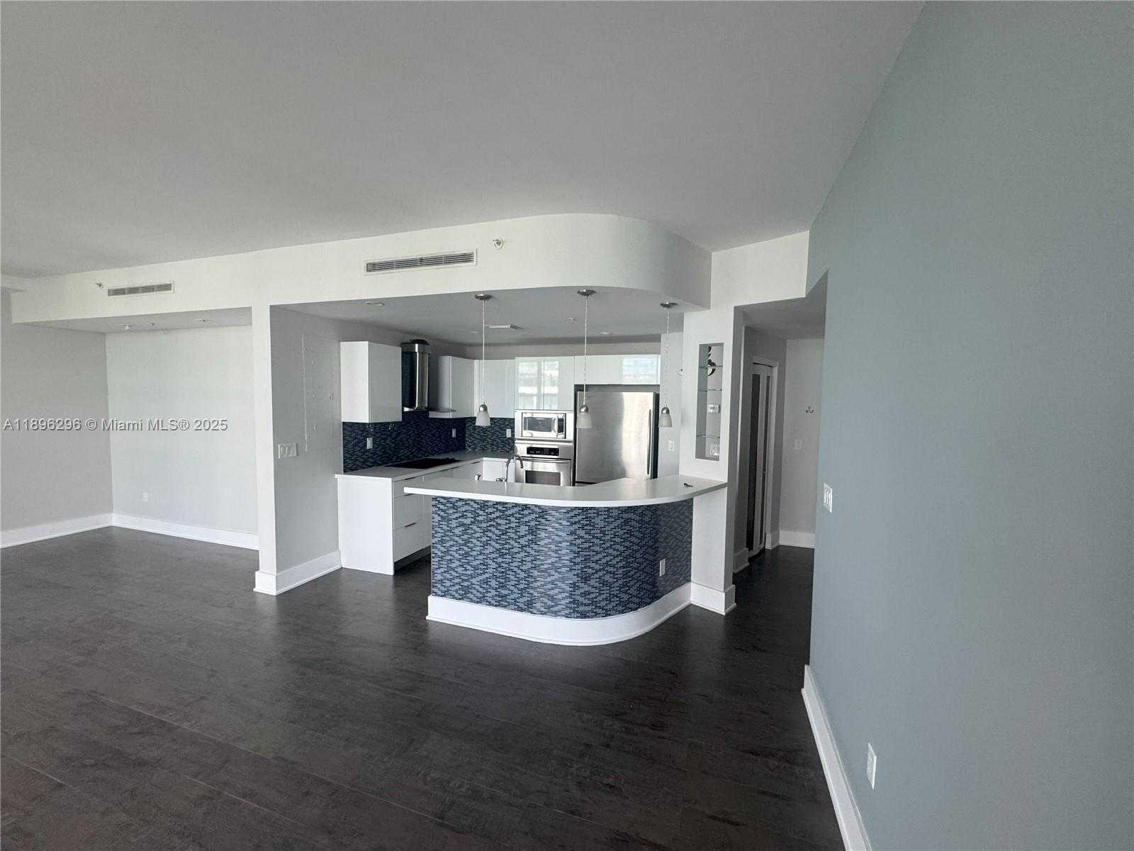 Small Image of 5970 INDIAN CREEK DR #PH-3, Miami Beach Number 5