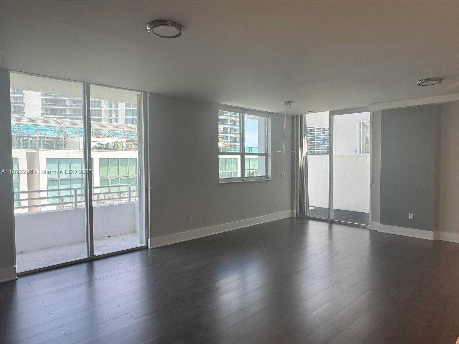 Small Image of 5970 INDIAN CREEK DR #PH-3, Miami Beach Number 7