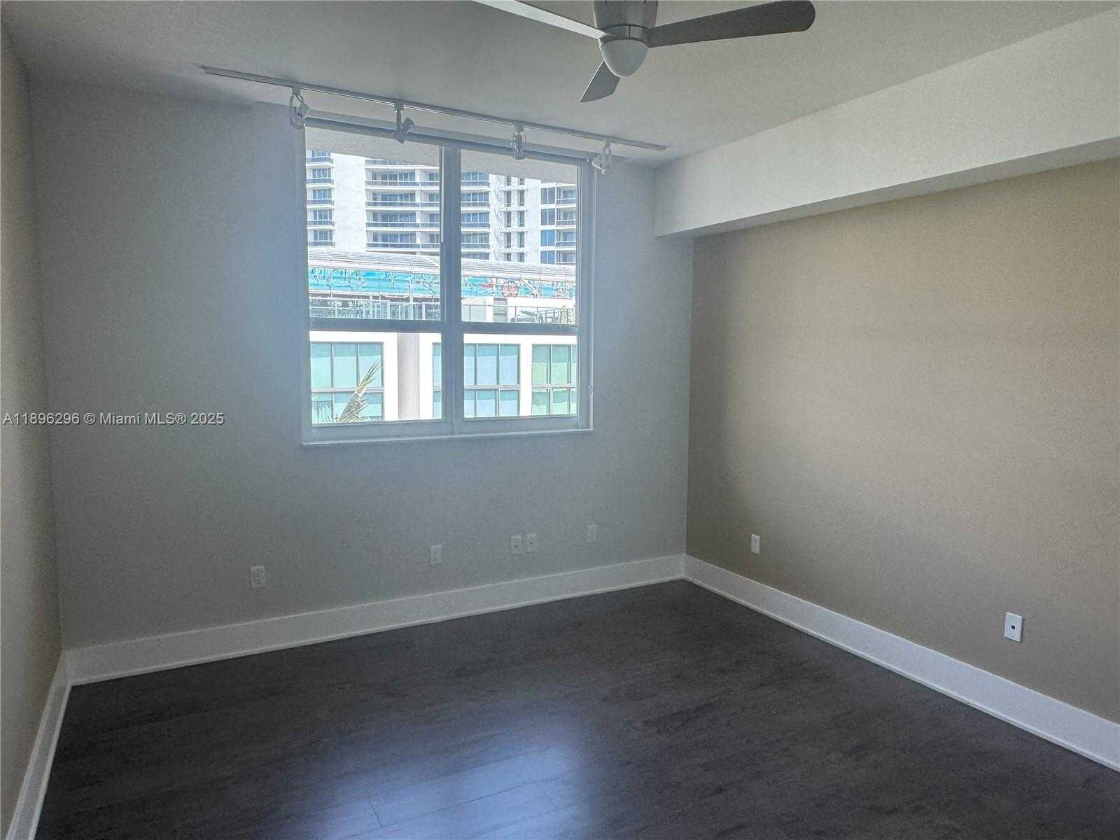 Small Image of 5970 INDIAN CREEK DR #PH-3, Miami Beach Number 8
