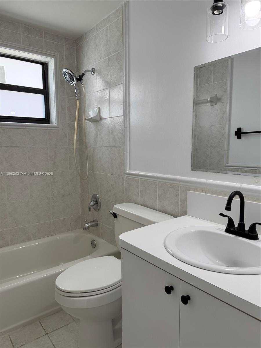 Small Image of 20752 SOUTH WEST 121ST CT #1, Miami Number 14