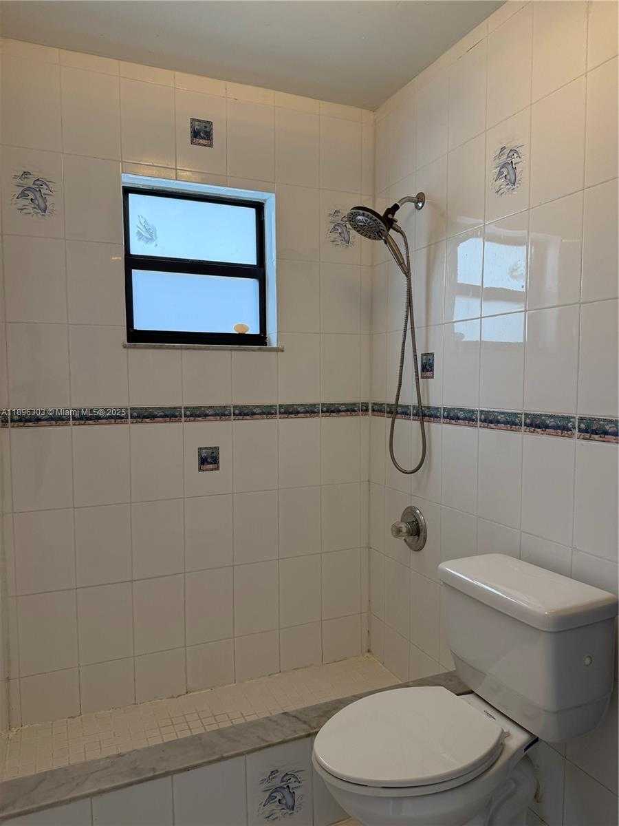 Small Image of 20752 SOUTH WEST 121ST CT #1, Miami Number 24