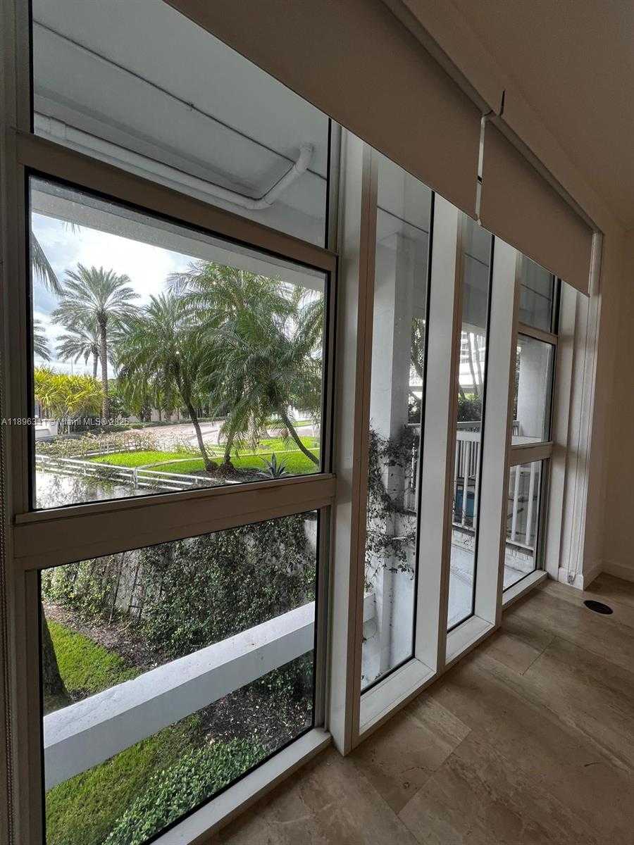 Small Image of 10275 COLLINS AVE #111, Bal Harbour Number 13