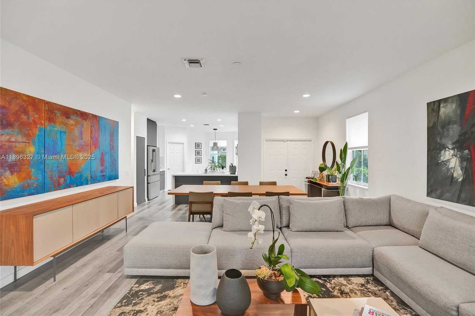 Small Image of 1725 WINTERBERRY LN #1725, Weston Number 14