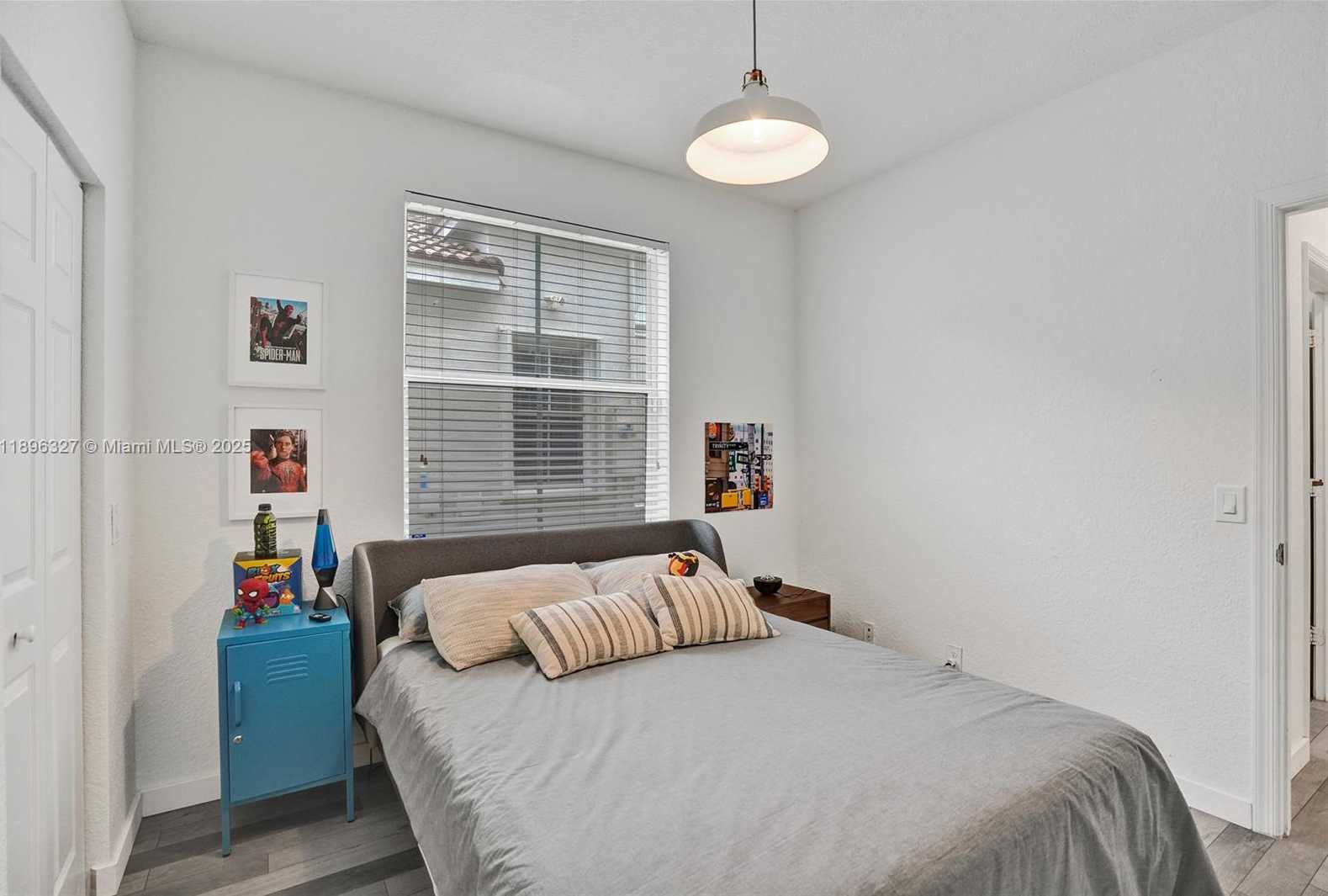 Small Image of 1725 WINTERBERRY LN #1725, Weston Number 35