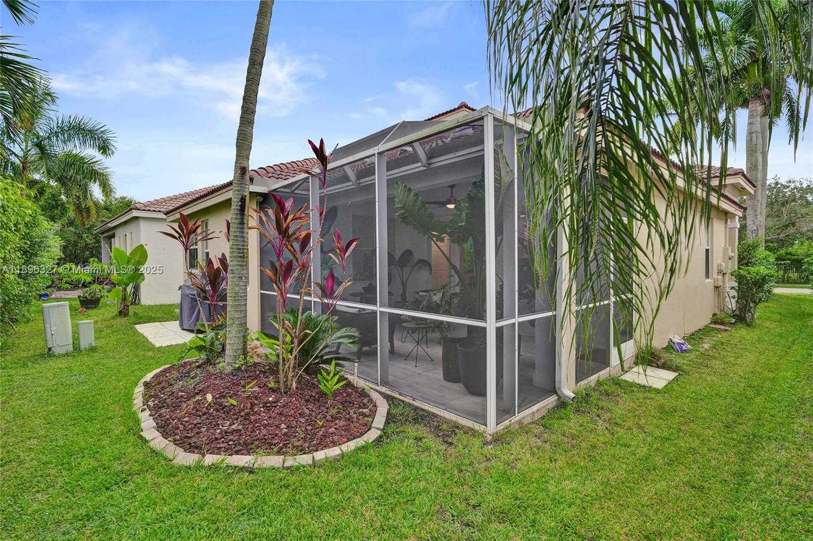 Small Image of 1725 WINTERBERRY LN #1725, Weston Number 50