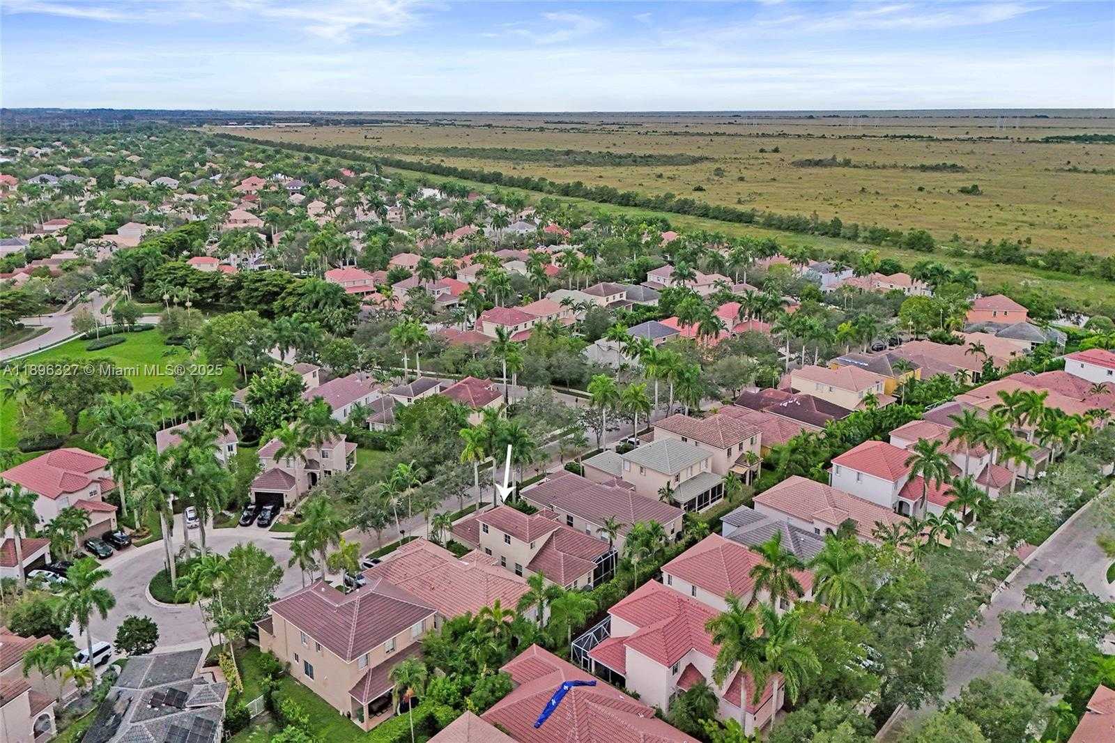 Small Image of 1725 WINTERBERRY LN #1725, Weston Number 58